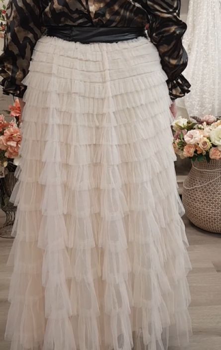 NOEN frilla kerrokset ja ihana sifonki hame 85754 Puuteri/kerma tuotekuva 3