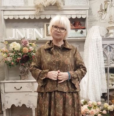 LES OURS Les Ours suloinen lyhyt jakku #11B Mathis popeline havane fleurs upeat romanttiset yksityiskohdat