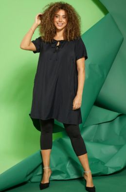 ZHENZI Zhenzi trikoo legginsit Kant 807 musta ihanat hennot ja kiiltävät kivet lahkeissa