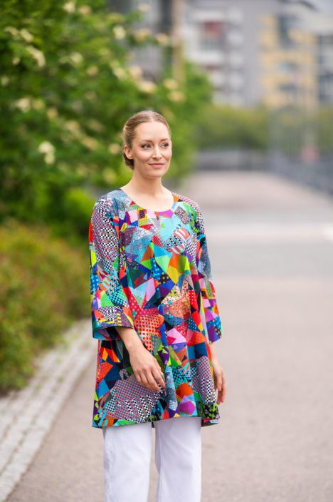 Aino tunika Bianca Art light taiteellinen kokoelma kuoseja tuotekuva 1 Aino tunika Bianca Art light taiteellinen kokoelma kuoseja tuotekuva 1