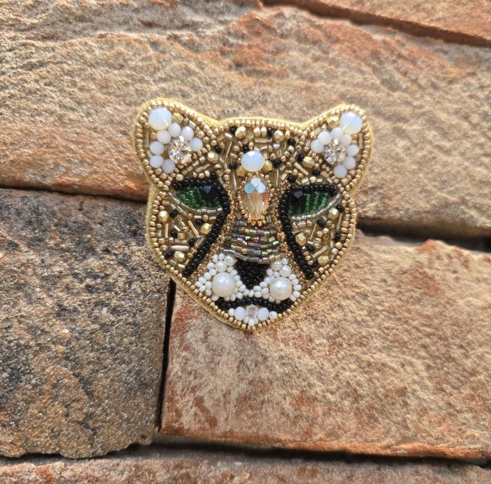 Erfurt koriste Gepardi hakaneulalla, käsityötä Sopii mihin vain tuotekuva 1