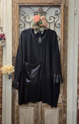 BY ZUSSE By Zusse jersey tunika Bjork Musta kaunis tilava tunika jäljitelmä nahka yksityiskohdilla