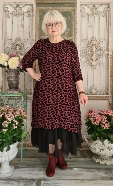 Grizas tunika/mekko 52440 (270) Erittain pehmeasta ja kauniisti laskeutuvasta silkki/rayon sekoituksesta valmistettu Grizas