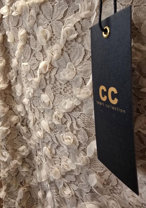 Capri Collection paita Pitsit ja päälle ommellut tyllikukat Beige kaunis rusetti takana tuotekuva 2