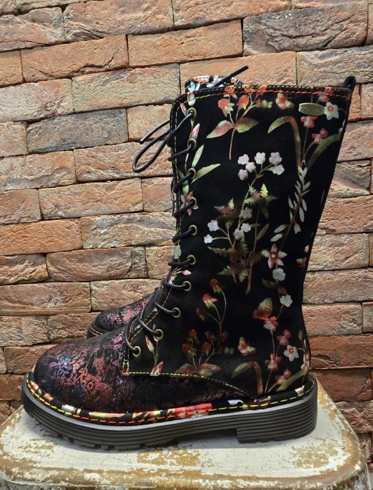 Laura Vita saappaat Incaso 18 Cerise ihana kiiltävä kukkakuosillinen malli tuotekuva 1 Laura Vita saappaat Incaso 18 Cerise ihana kiiltävä kukkakuosillinen malli tuotekuva 1