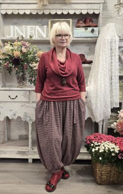 THING Thing leveät housut 7080 Wine viininpunaiset näyttävät housut