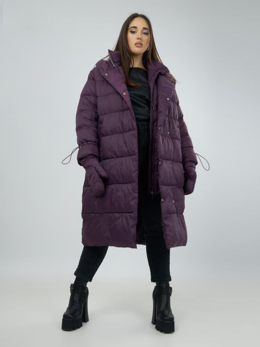 MAt takki 4048 / 8003 (Burgundy) Hupullinen MAT takki joka on erittain pehmea ja mukava. Suora malli jossa edessa niin