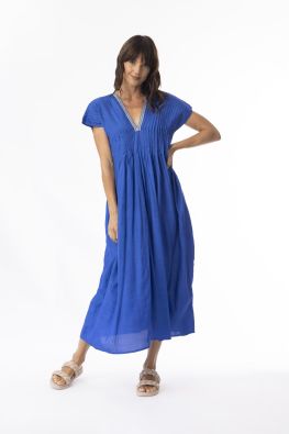 Escape mekko 51903 Lux Ibiza blue kaunis sininen ihanan tilava ja mukava mekko hiuslaskoksilla