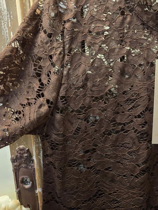 Marta du Château ihana pitsipaita 7707 Moro kaunis Ruskea romanttinen malli, ihana kun näkyy neuleen alta tuotekuva 2