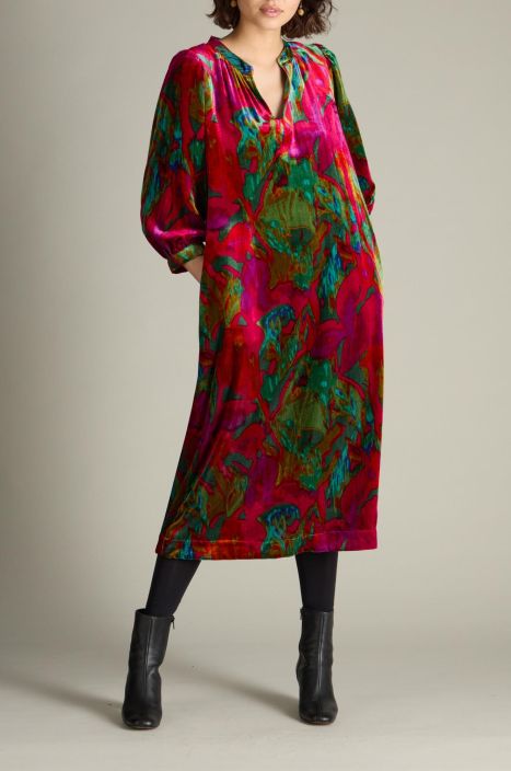 Sahara mekko TKD6589 Velvet Botanicais samettinen mekko syksyn vareissa Upea ja tilava mekko englantilaiselta Sahara