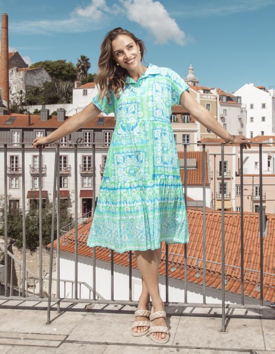 Orientique mekko 10069 Montevideo Aqua kauniit kerrokset tuotekuva 1