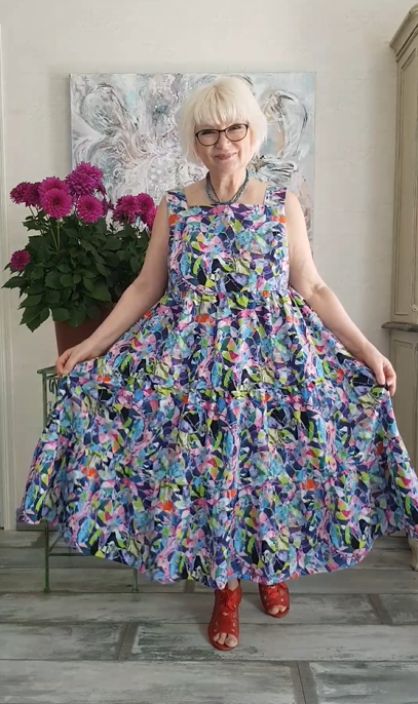 Aino mekko Sabine Bilda Woven pirteä värikäs kuosi kotimaista designia tuotekuva 2