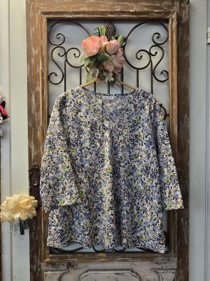 MASAI paita Katacia Placid Blue ihana taiteellinen kukkakuosi