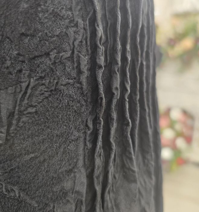 Grizas juhlava mekko 91935 Musta kaunis tekstuuri ja laskokset tuotekuva 10 Grizas juhlava mekko 91935 Musta kaunis tekstuuri ja laskokset tuotekuva 10