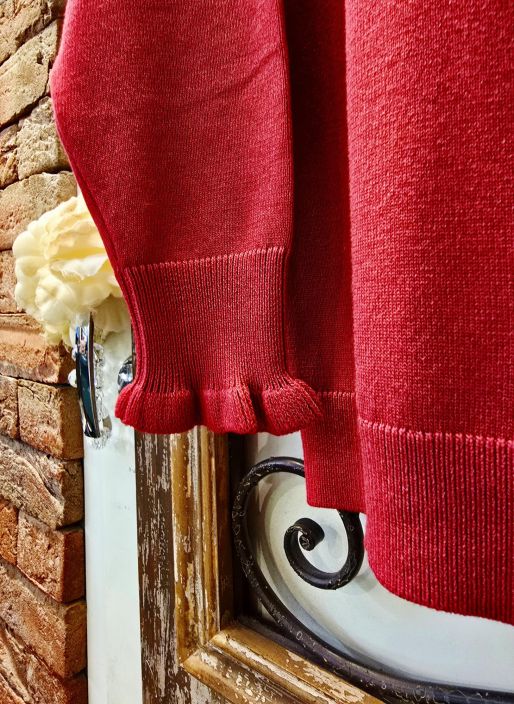 SUNDAY neulejakku 6820 punainen klassinen malli pehmeästä viskoosisesta kankaasta tuotekuva 1