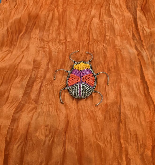 Erfurt koriste ötökkä hakaneulalla, käsityötä Oranssi/Keltainen kuvio kuoriainen tuotekuva 1