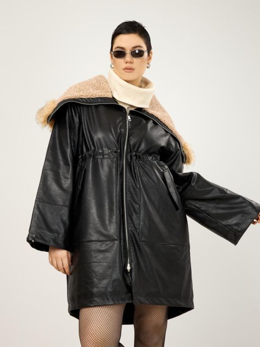 MAT takki 4001 / 8001 (Black) Tyylikas MAT takki jonka laatu on aivan nahan nakoinen ja tuntuinen. Ei kuitenkaan sisalla