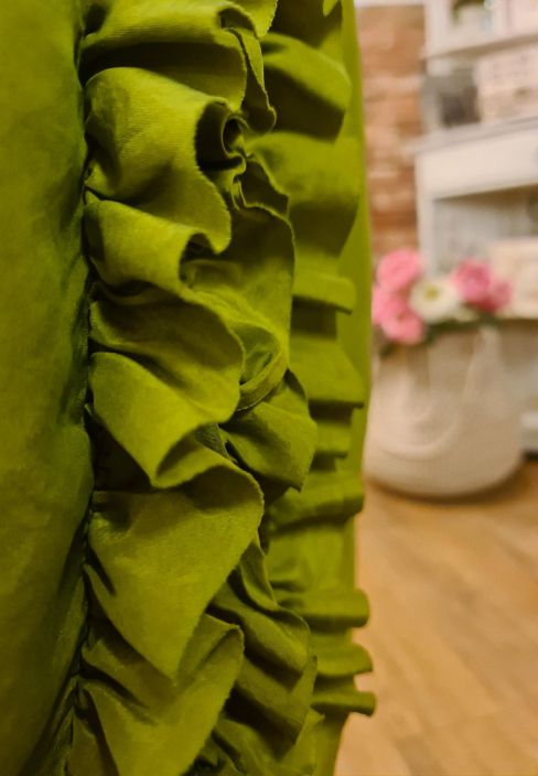 Privatsachen mekko Stromwinde (Kasper) Silkkia joka tuntuu iholla yksinkertaisesti ylelliselta. Tassa ihanassa mallissa